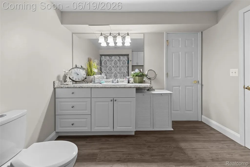 1781 Apple Ridge Court Rochester Hills City MI 48306