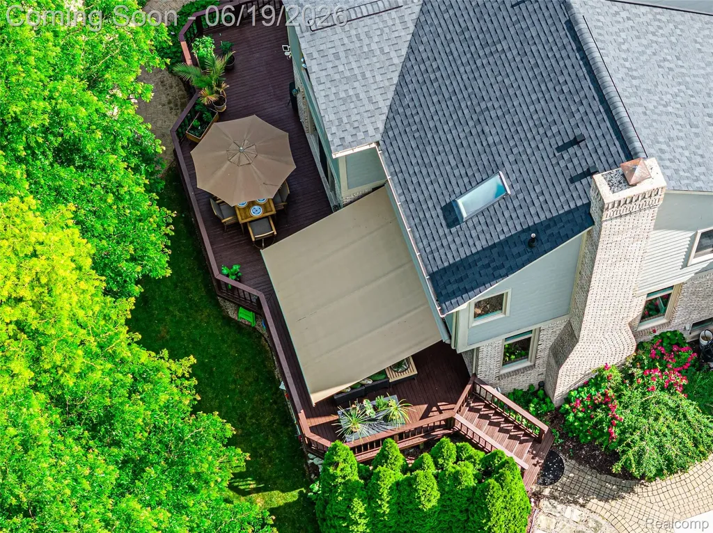 1781 Apple Ridge Court Rochester Hills City MI 48306