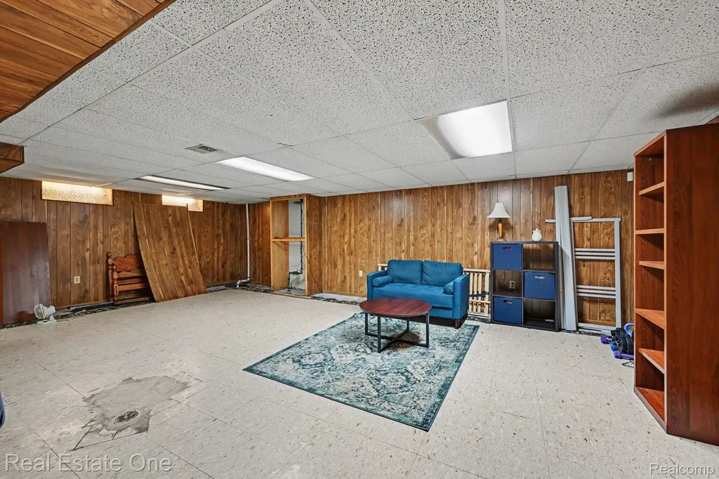 10928 Balfour Avenue Allen Park City MI 48101