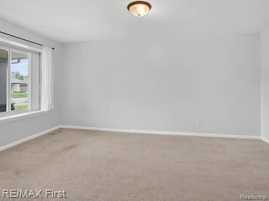 42446 Sycamore Drive Sterling Heights City MI 48313