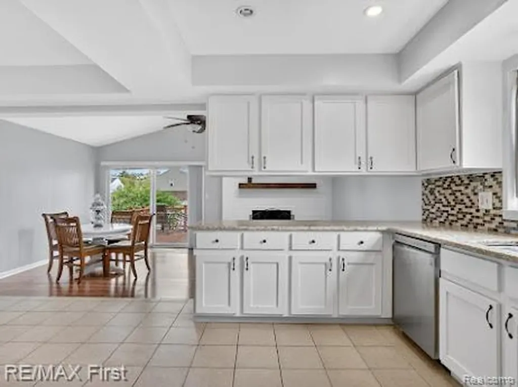 42446 Sycamore Drive Sterling Heights City MI 48313