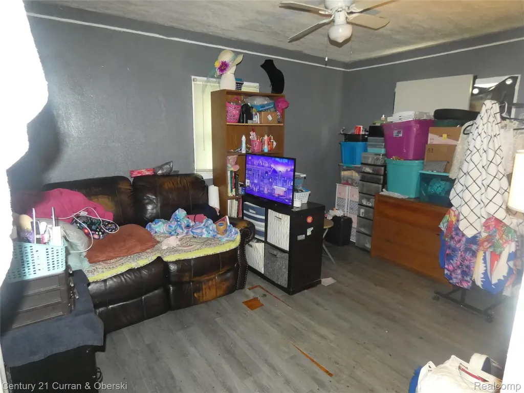 15401 Greydale Street Detroit City MI 48223