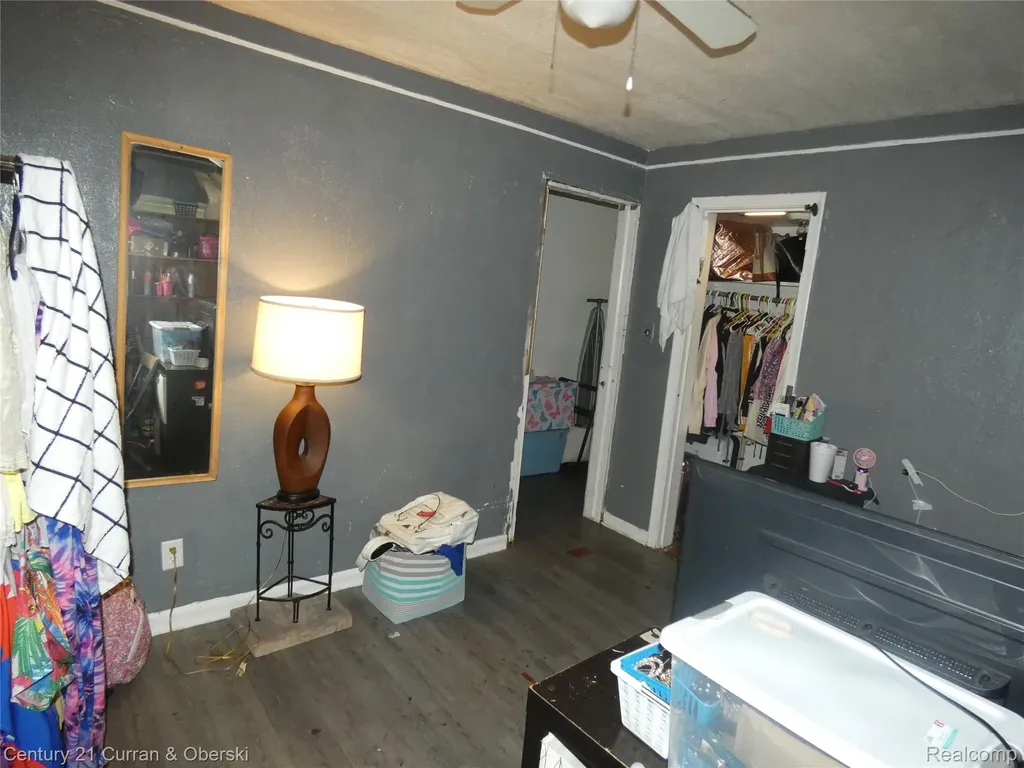 15401 Greydale Street Detroit City MI 48223