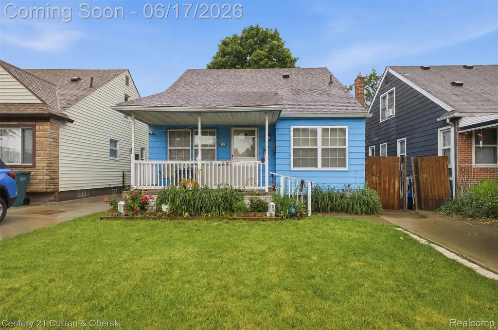1854 Pagel Avenue Lincoln Park City MI 48146