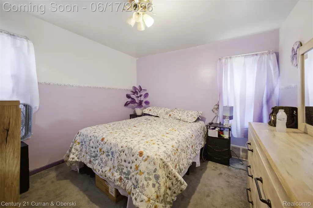 1854 Pagel Avenue Lincoln Park City MI 48146