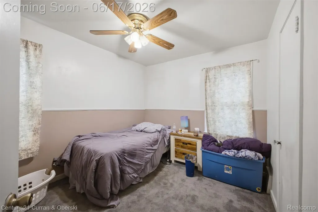 1854 Pagel Avenue Lincoln Park City MI 48146