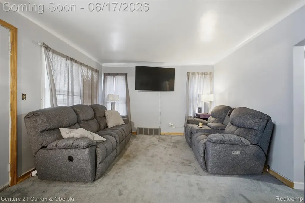 1854 Pagel Avenue Lincoln Park City MI 48146