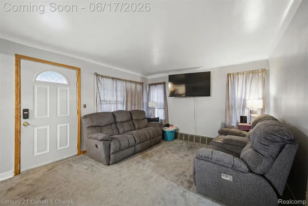 1854 Pagel Avenue Lincoln Park City MI 48146