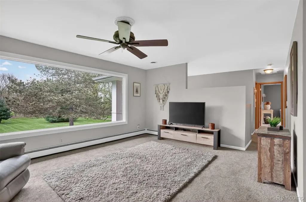 1180 N Hurd Road Brandon Charter Township MI 48462