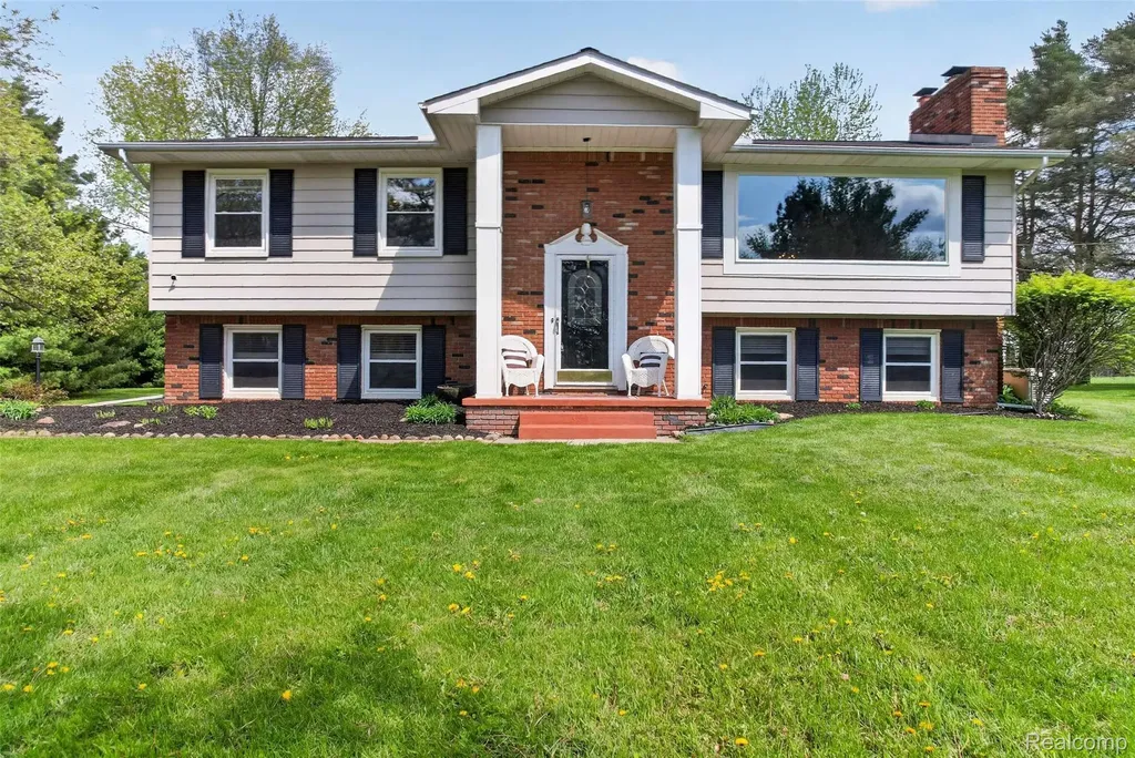 1180 N Hurd Road Brandon Charter Township MI 48462