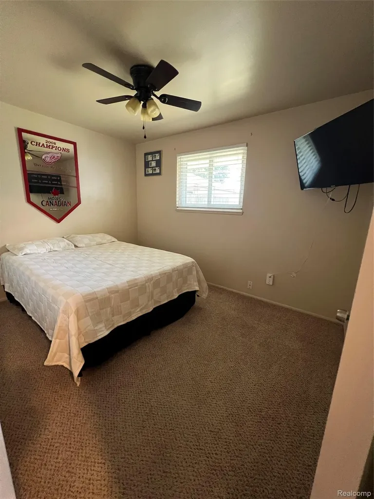 35544 Thames Street Westland City MI 48186