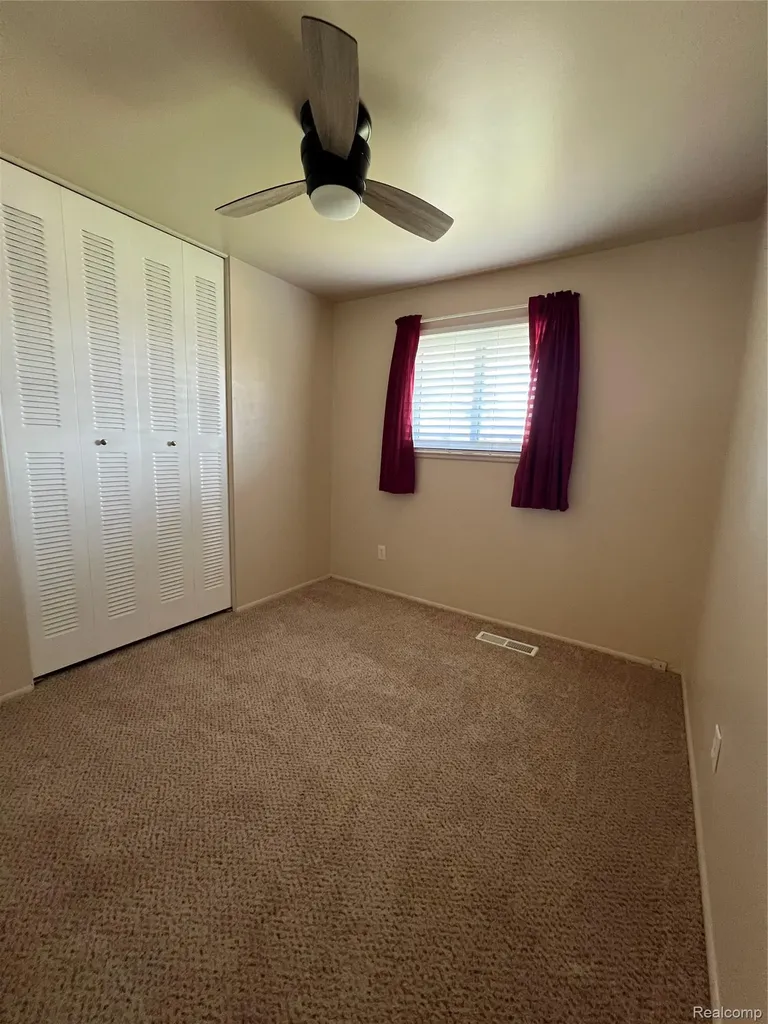 35544 Thames Street Westland City MI 48186