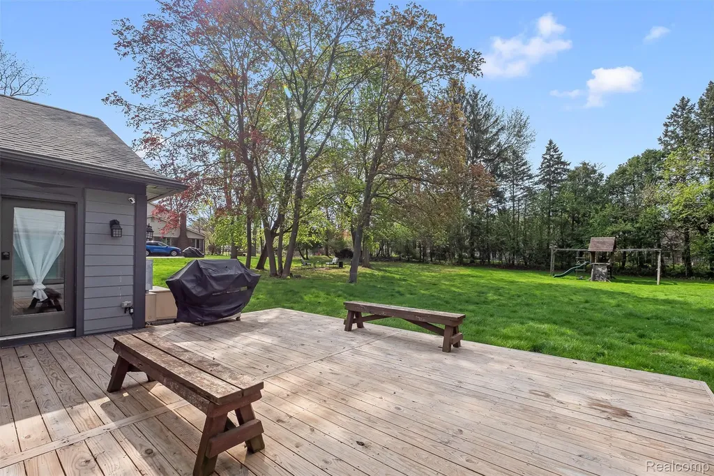 3937 Englewood Court West Bloomfield Charter Township MI 48323