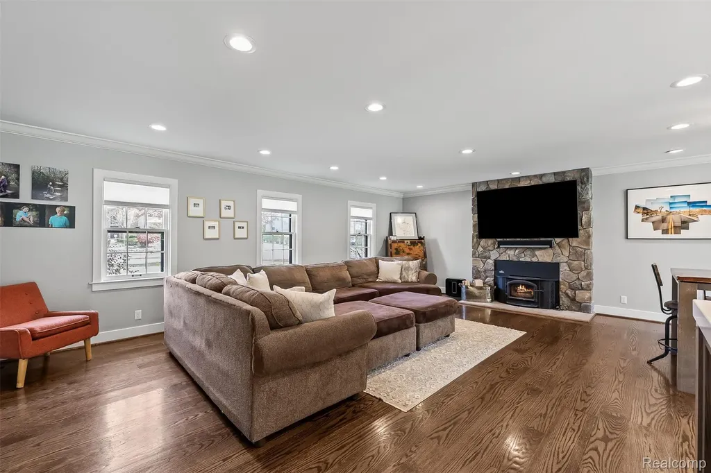 3937 Englewood Court West Bloomfield Charter Township MI 48323