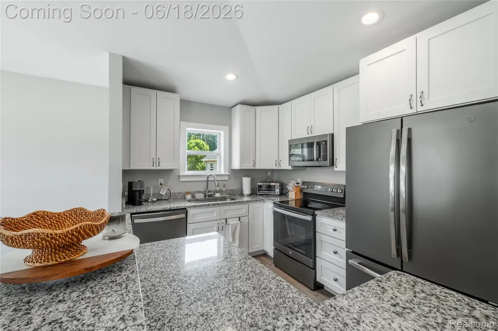 145 Whispering Pines Drive Fenton City MI 48430
