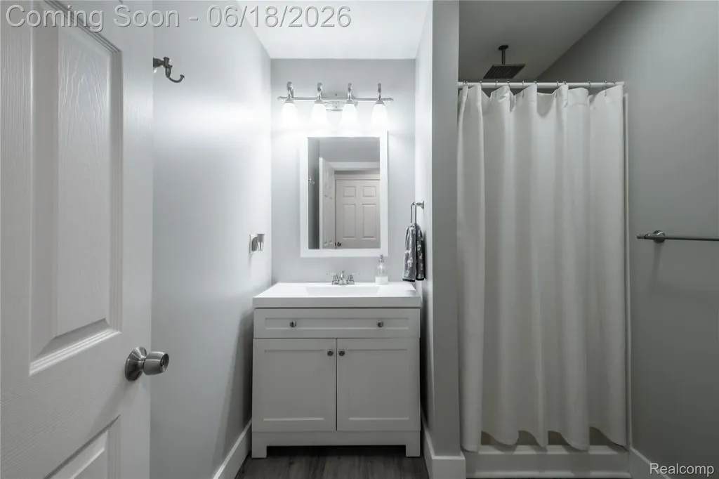 145 Whispering Pines Drive Fenton City MI 48430
