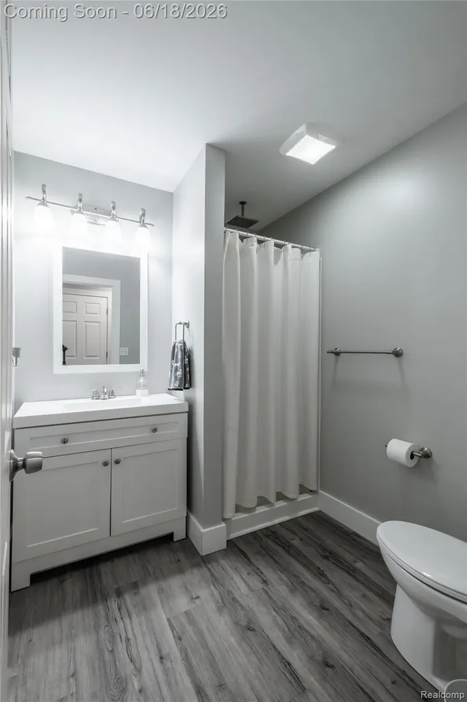 145 Whispering Pines Drive Fenton City MI 48430