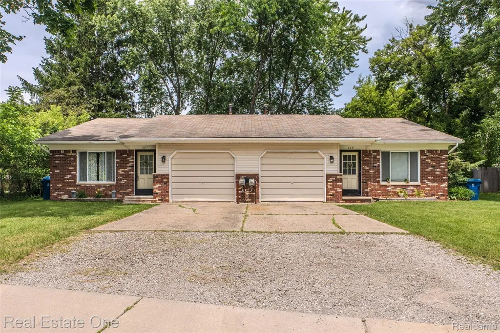 207 Murphy Street Linden City MI 48451