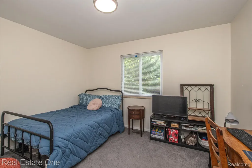 207 Murphy Street Linden City MI 48451