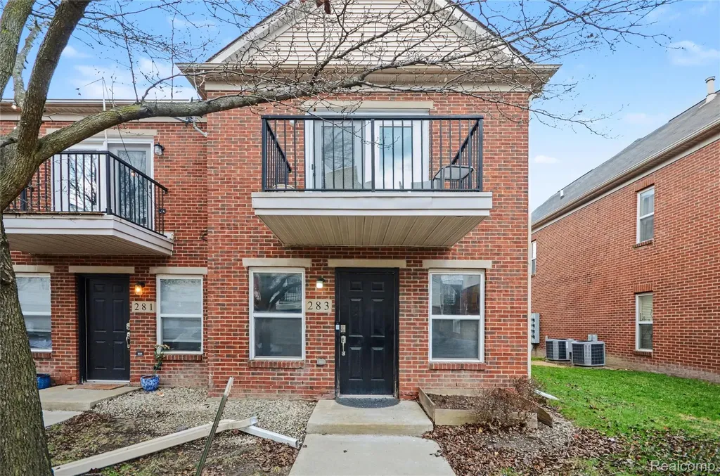 283 E Palmer Street Detroit City MI 48202