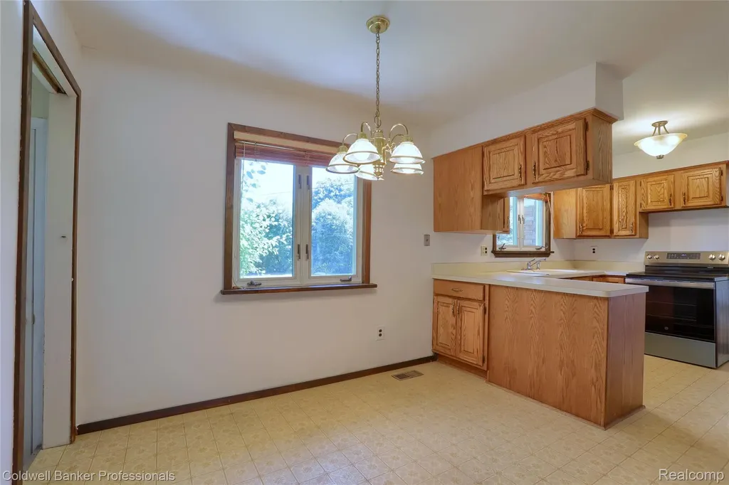 3634 South Boulevard Bloomfield Hills City MI 48304