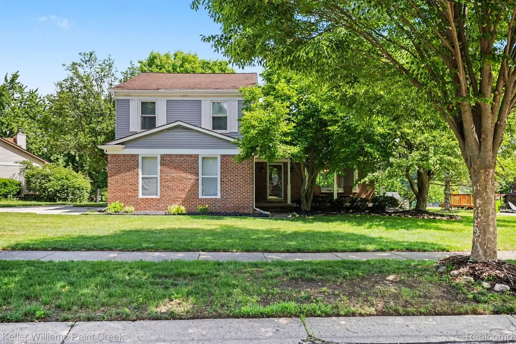 44820 Yorkshire Drive Novi City MI 48375