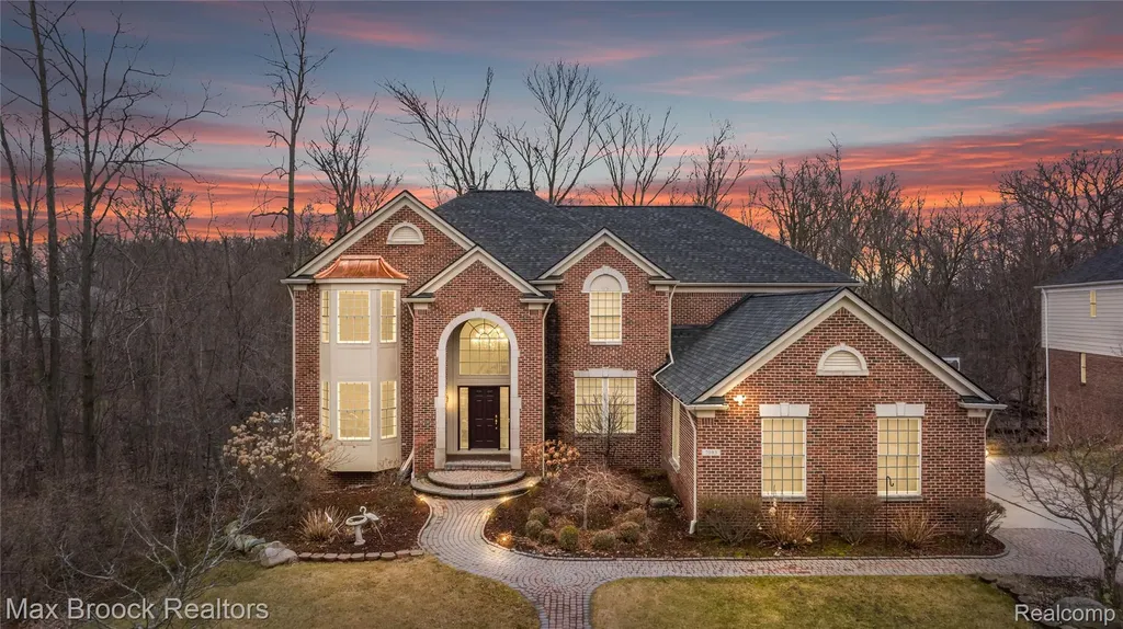 7083 Chatham Court West Bloomfield Charter Township MI 48322