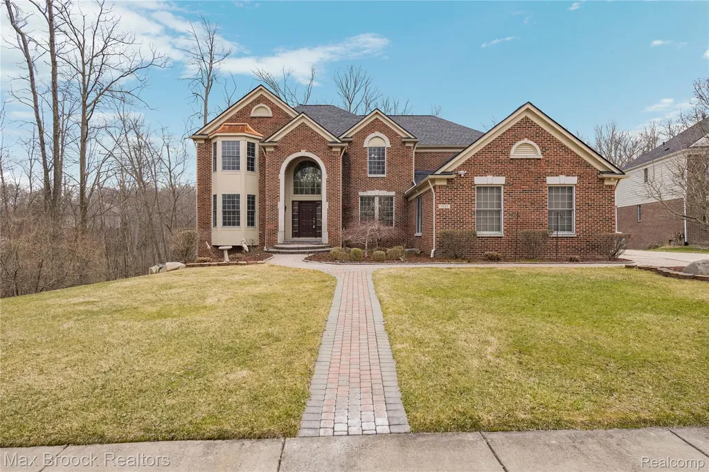 7083 Chatham Court West Bloomfield Charter Township MI 48322