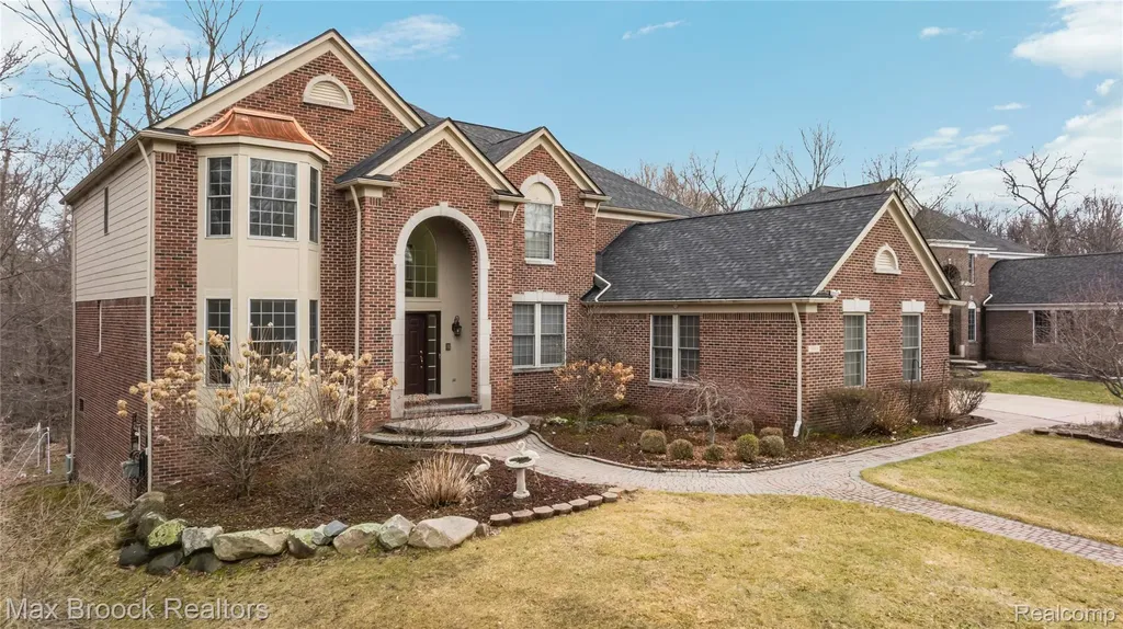 7083 Chatham Court West Bloomfield Charter Township MI 48322