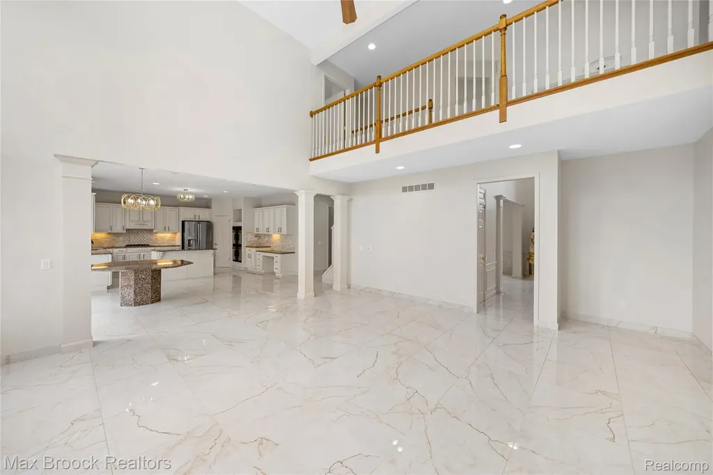 7083 Chatham Court West Bloomfield Charter Township MI 48322