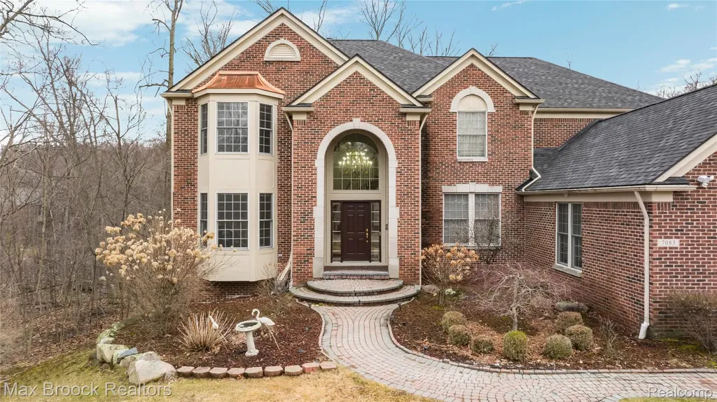 7083 Chatham Court West Bloomfield Charter Township MI 48322