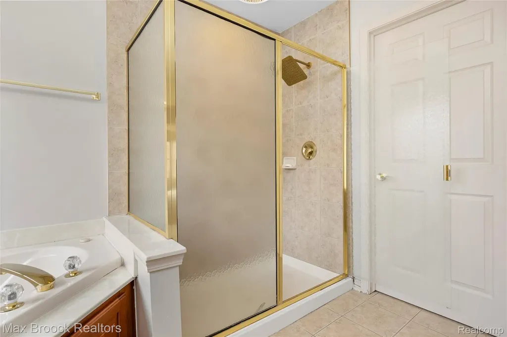 7083 Chatham Court West Bloomfield Charter Township MI 48322