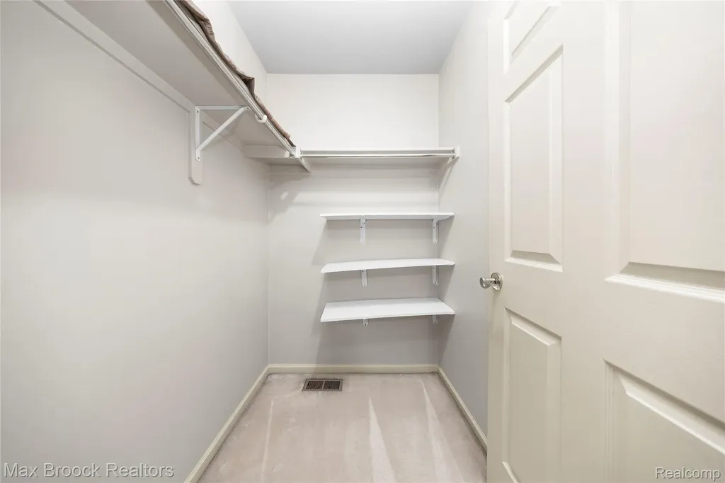 7083 Chatham Court West Bloomfield Charter Township MI 48322