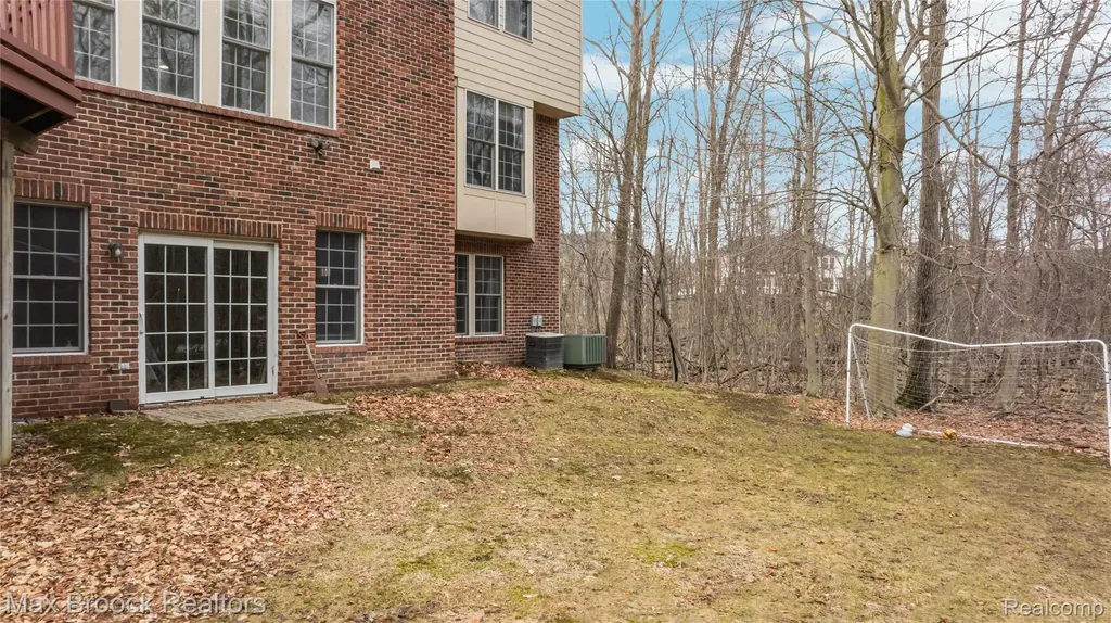 7083 Chatham Court West Bloomfield Charter Township MI 48322