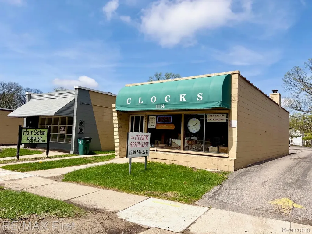 1114 Catalpa Drive Royal Oak City MI 48067