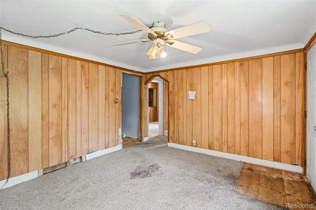 1975 Porter Road White Lake Charter Township MI 48383