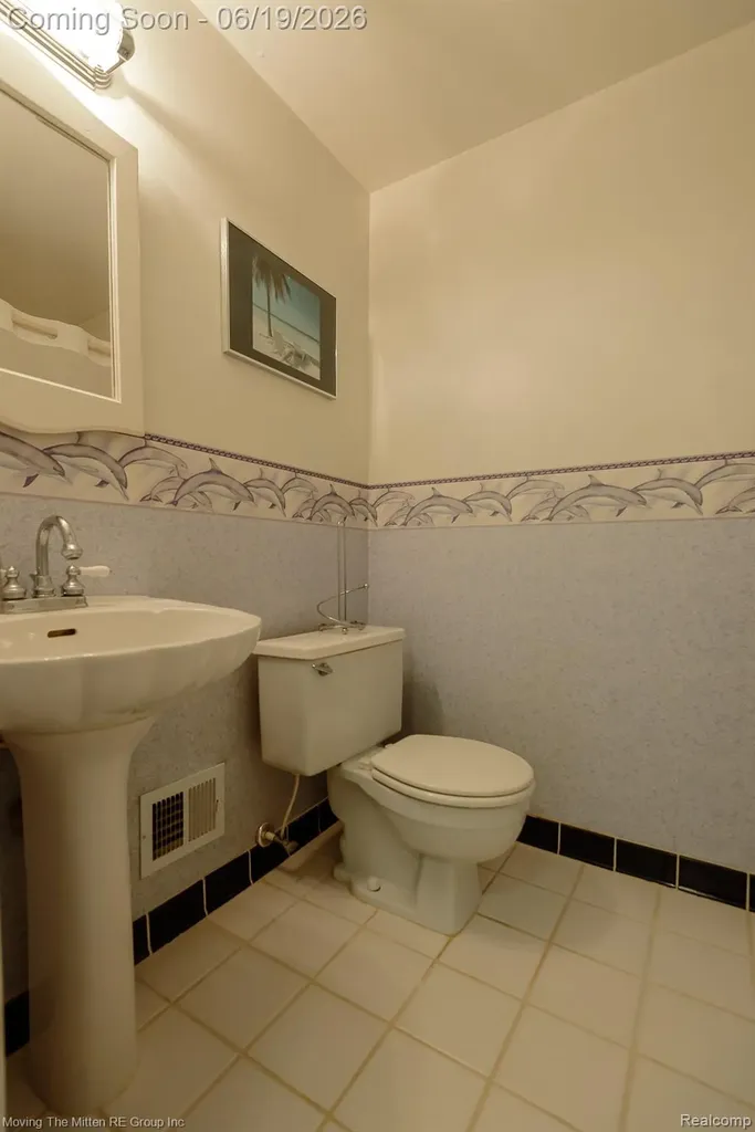 6908 W New Providence Way W Canton Charter Township MI 48187