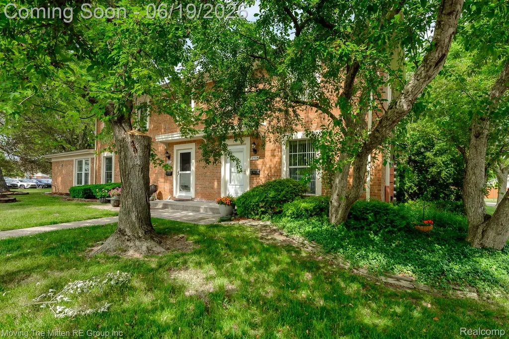 6908 W New Providence Way W Canton Charter Township MI 48187