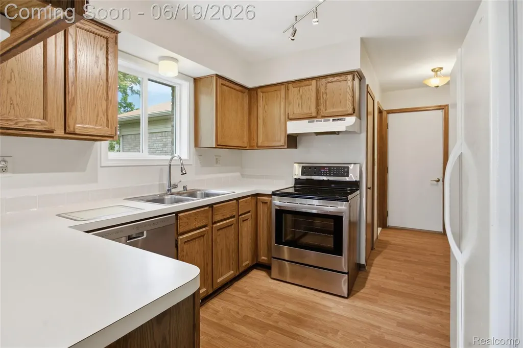 2850 Elmwood Avenue Ann Arbor City MI 48104