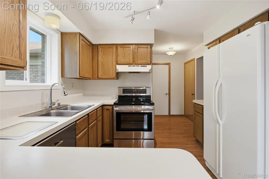 2850 Elmwood Avenue Ann Arbor City MI 48104