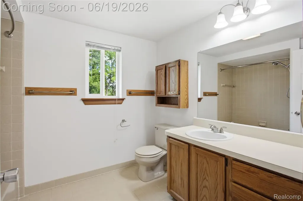 2850 Elmwood Avenue Ann Arbor City MI 48104