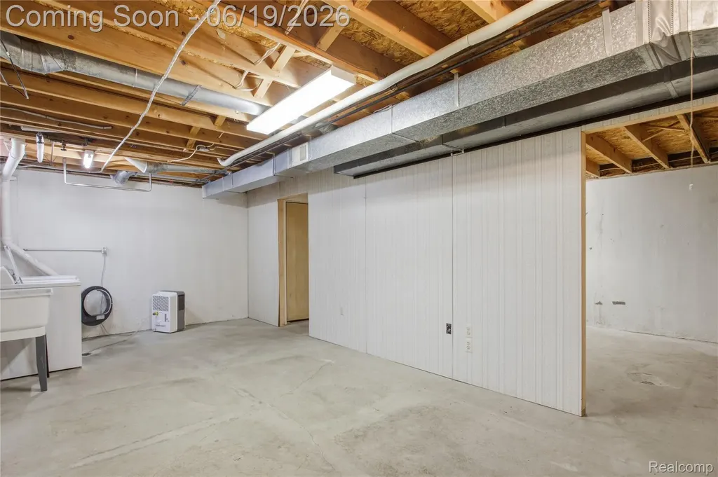2850 Elmwood Avenue Ann Arbor City MI 48104