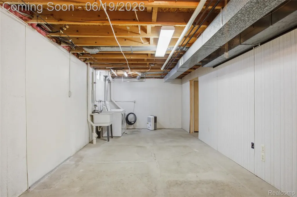 2850 Elmwood Avenue Ann Arbor City MI 48104