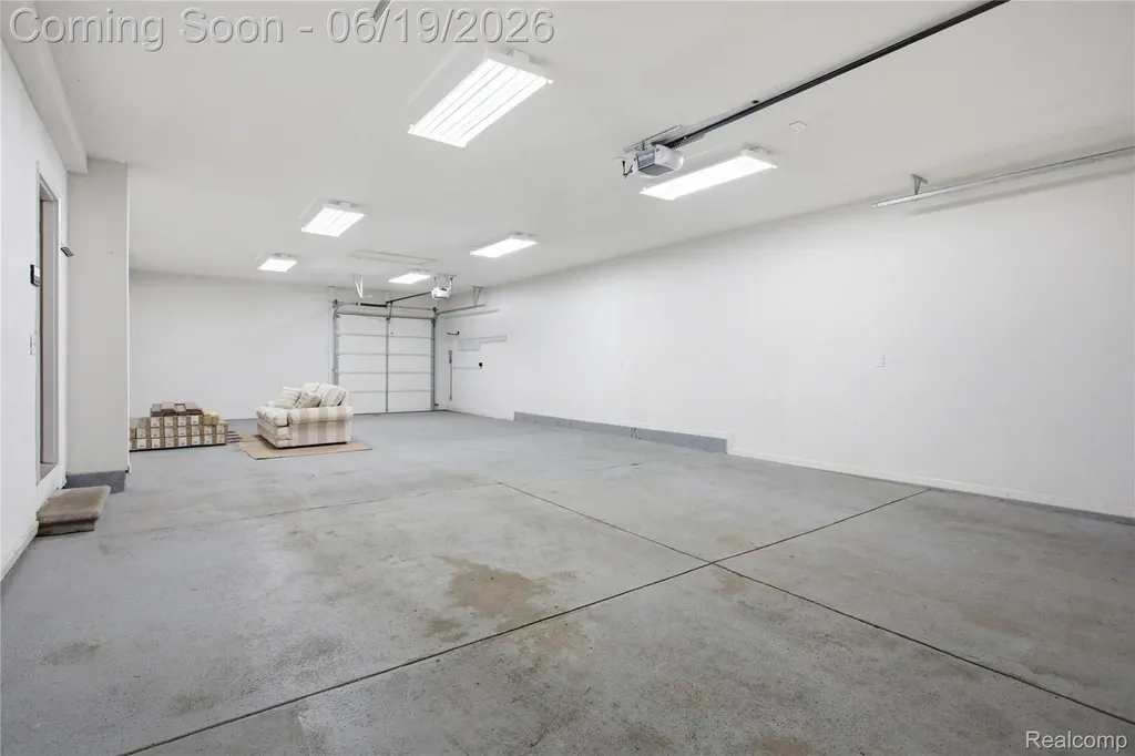 2850 Elmwood Avenue Ann Arbor City MI 48104