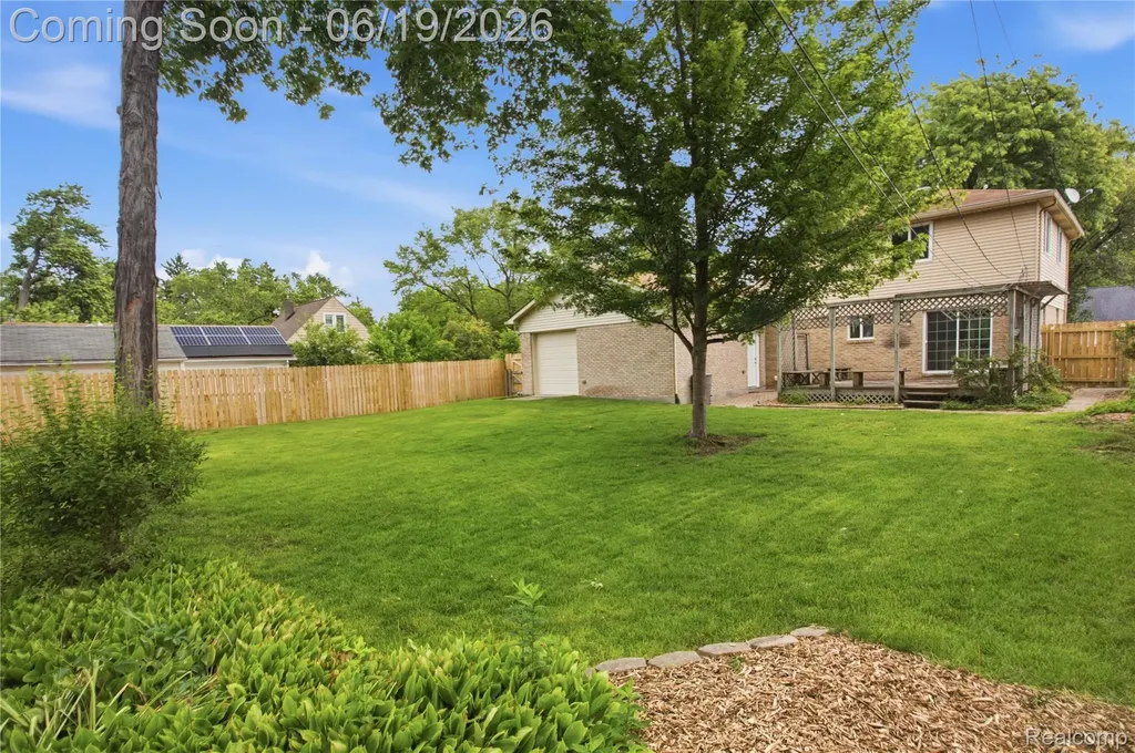 2850 Elmwood Avenue Ann Arbor City MI 48104
