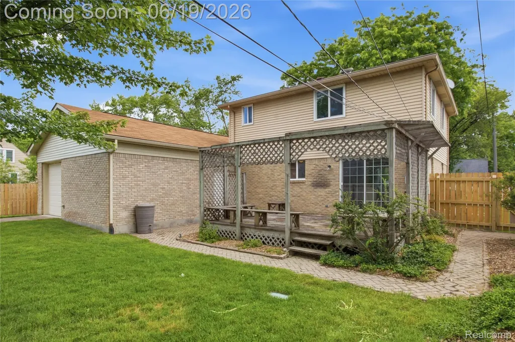2850 Elmwood Avenue Ann Arbor City MI 48104