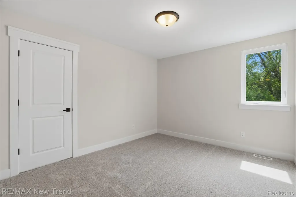 2100 Crested Butte Drive White Lake Charter Township MI 48383
