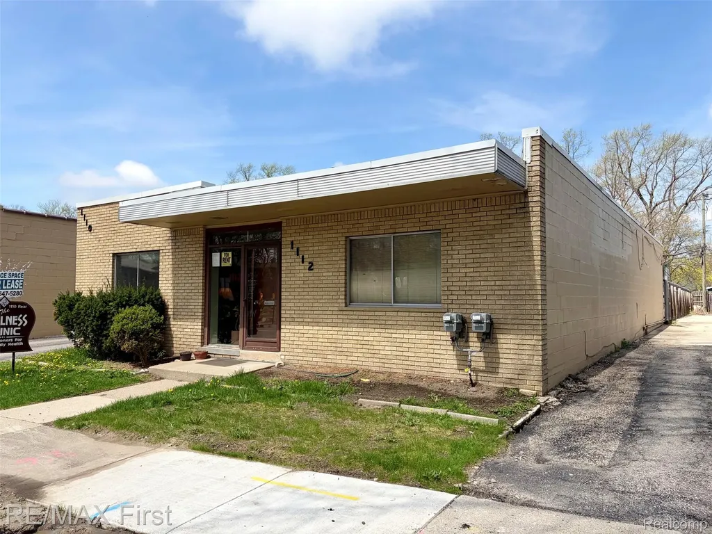 1112 Catalpa Drive Royal Oak City MI 48067