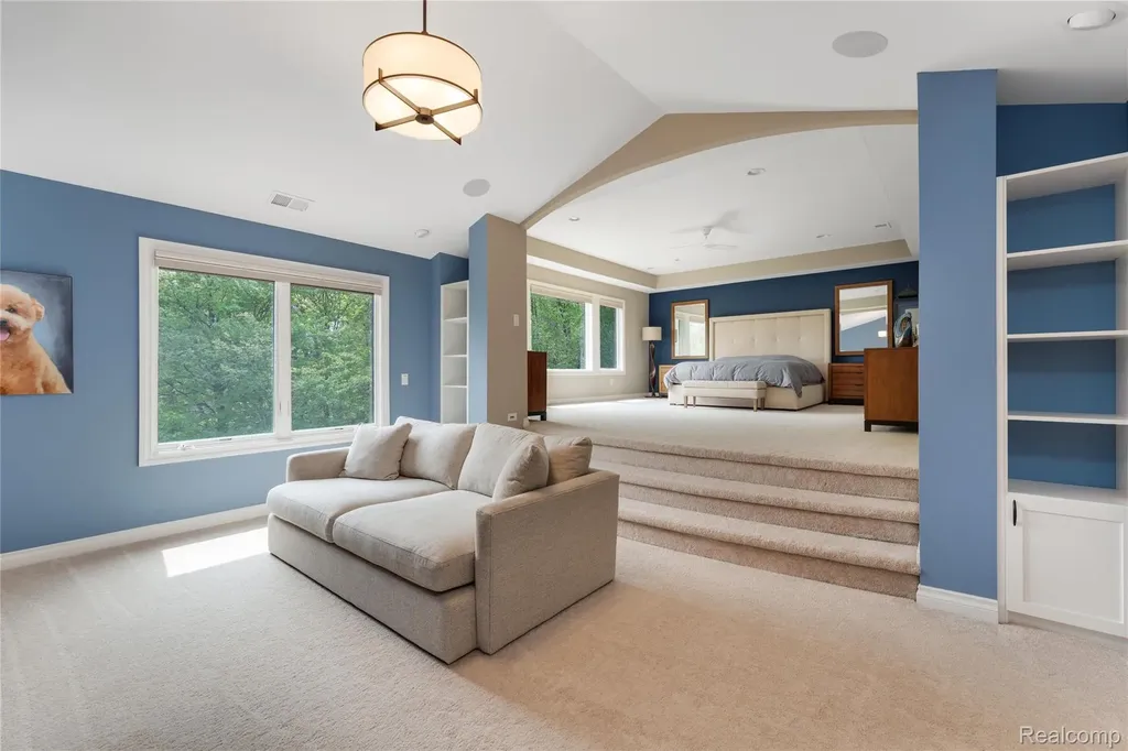 2761 Plum Creek Drive Oakland Charter Township MI 48363