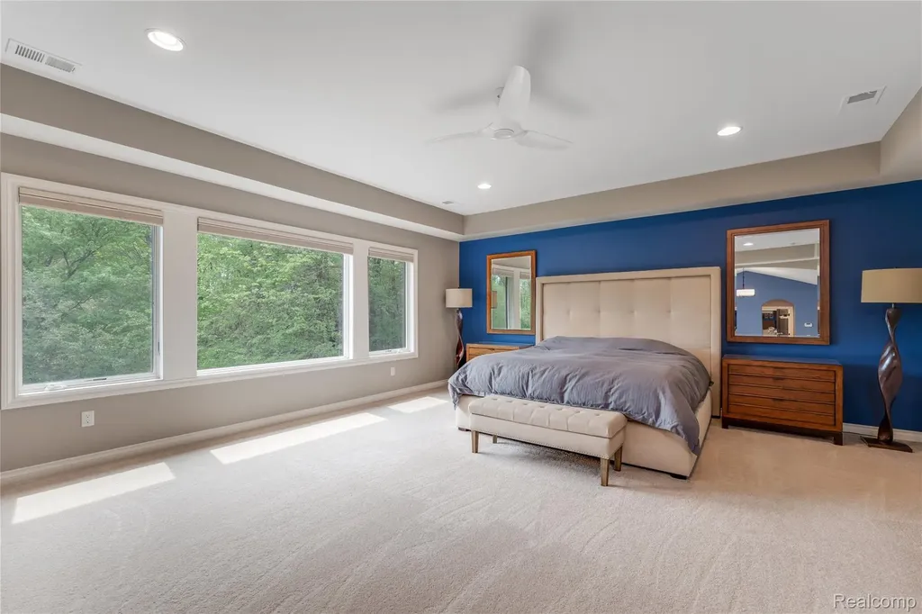 2761 Plum Creek Drive Oakland Charter Township MI 48363